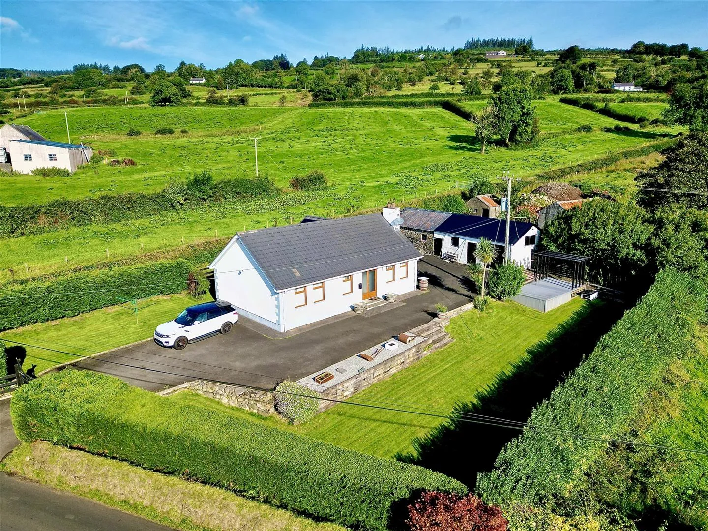 3 bedroom detached for sale at 15 Braepark Road Ballyclare BT39 9UW