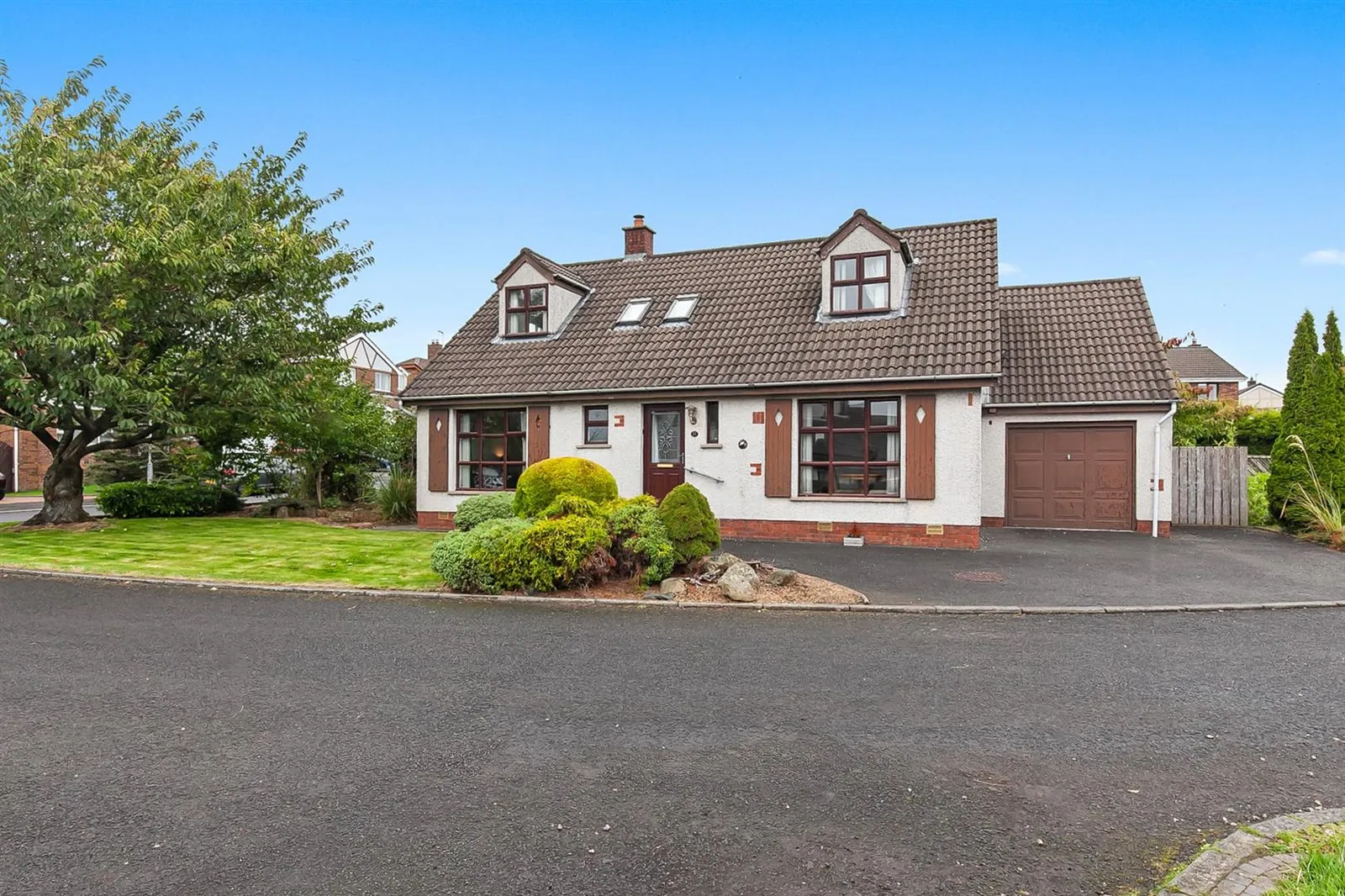 5 bedroom detached for sale at 21 Sherwood Avenue Newtownabbey BT36 5GF
